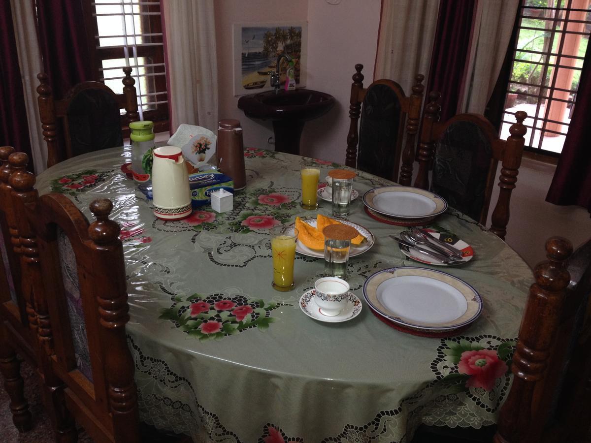 Ganesh House Homestay Kovalam Dış mekan fotoğraf