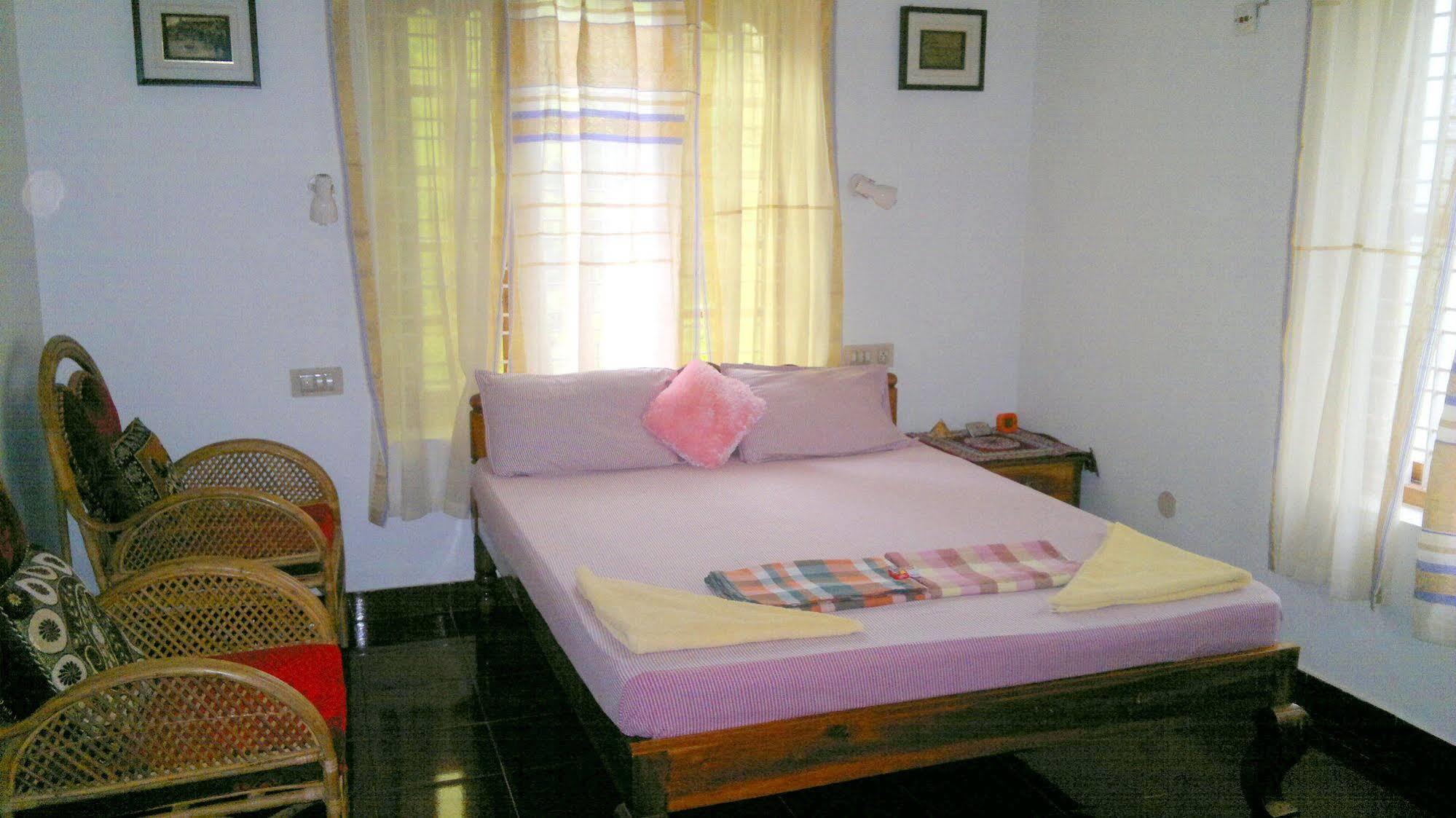 Ganesh House Homestay Kovalam Dış mekan fotoğraf