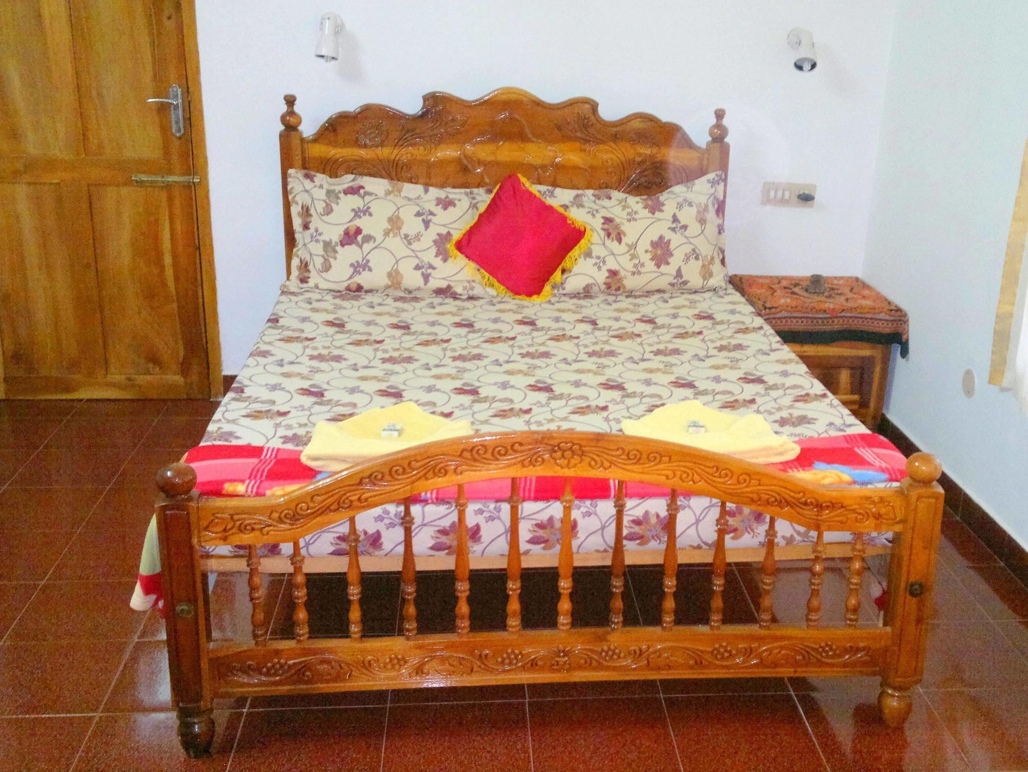 Ganesh House Homestay Kovalam Dış mekan fotoğraf